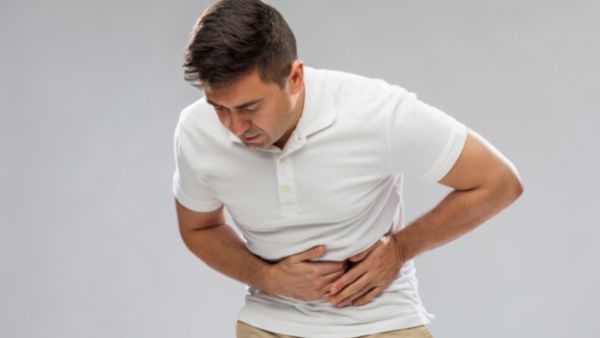 لا تتناول طعامك دفعة واحدة فيجب أن توزعه على طوال فترة الإفطار لتتغلب على الإمساك