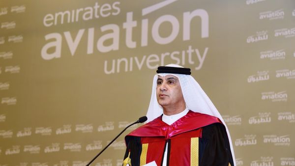 الدكتور أحمد آل علي مدير جامعة الإمارات للطيران