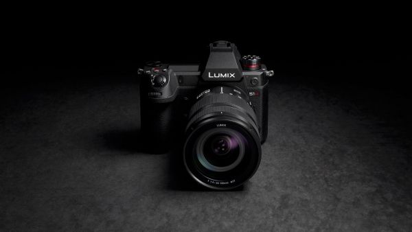 LUMIX S1H LUMIX S1H