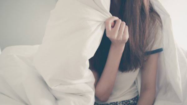ما المعدل الطبيعي لتغيير مفارش السرير؟