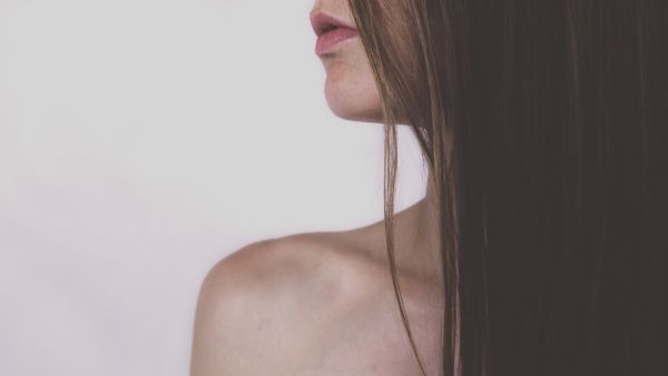 اصنعيه بنفسك: زيت السمسم لإطالة الشعر