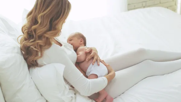 الرضاعة الطبيعية تُعد السبيل الوحيد للأطفال للتخلص من درجات الحرارة