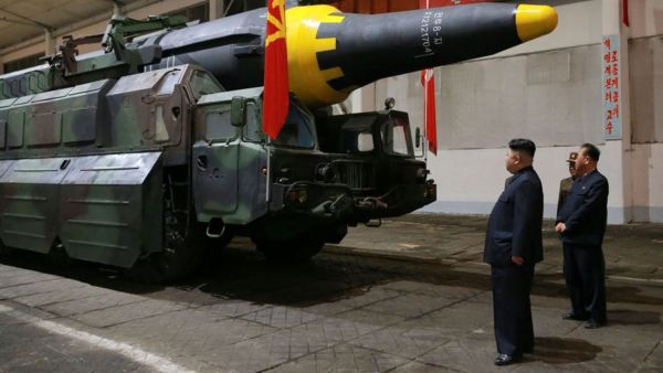 المناورات العسكرية الأمريكية-الكورية الجنوبية ستعرض مفاوضات نزع السلاح النووي مع واشنطن للخطر