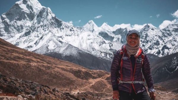 Nadhira Al Harthy, the first Omani woman to climb Mount Everest. (Twitter)