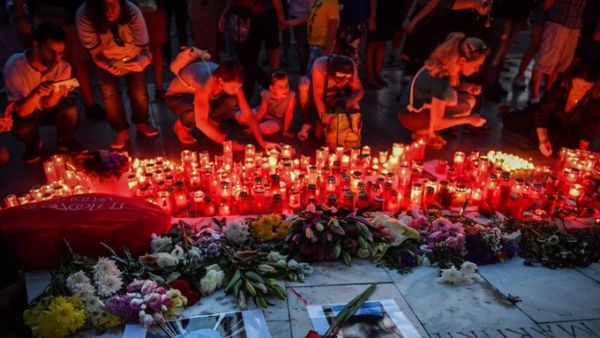 Thousands take to the streets to accuse 'corrupt' cops of turning a blind eye to emergency phone calls pleading for help from 'murdered' 15-year-old girl (Twitter)