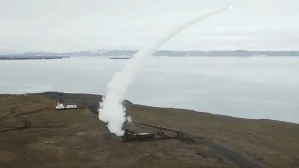 The Tor-M2DT missile system has a vital role in Russia’s re-armament of the Arctic  (Twitter)