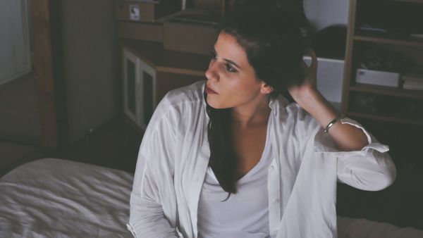 5 أسباب تجعلك تستيقظ في منتصف الليل