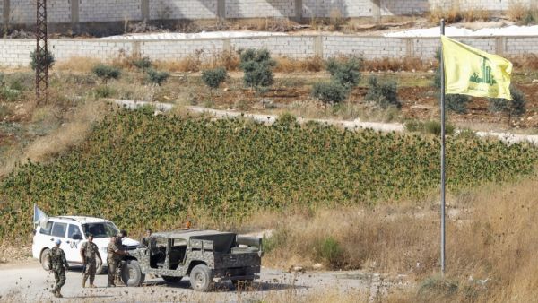 Lebanese army and United Nations Interim Forces in Lebanon (UNIFIL) vehicles patrolling in the Lebanese village of Aitaroun along the the Israeli side of the border with Lebanon i Lebanese border. (AFP/ File Photo)