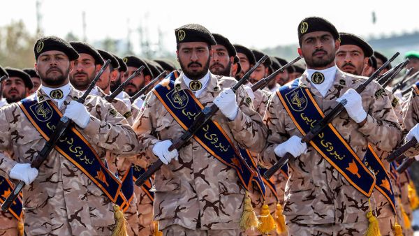 Iran's Revolutionary Guard soldiers. (AFP/ File Photo)