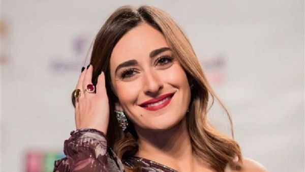 أمينة خليل