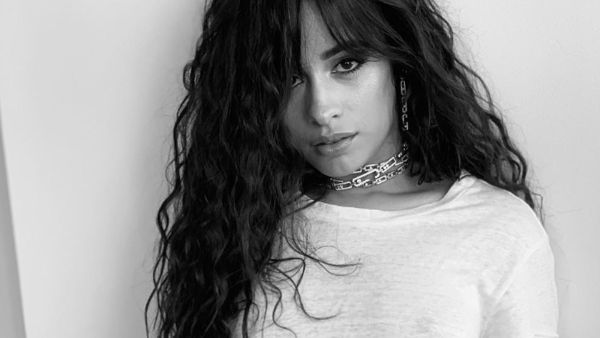 Cabello flashed a seductive looked dressed in an all-black edgy ensemble.