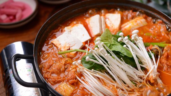 Korean kimchi stew in a bowl (Shutterstock)	