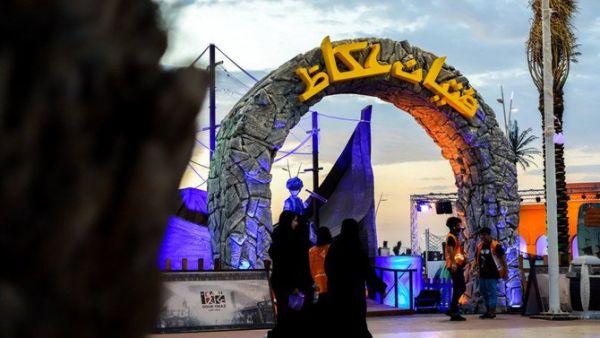 Taif Season has provided about 15,000 seasonal jobs and investment opportunities for local entrepreneurs. (SPA)