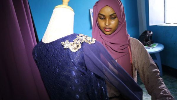 Designer Hawa Adan Hassan (Twitter)