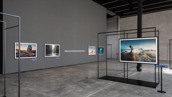 Show featured creative digital photography and designed to encourage visitors to discover the world through their own eyes Show featured creative digital photography and designed to encourage visitors to discover the world through their own eyes