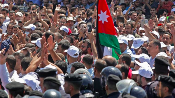 Jordan teachers protest in Amman (AFP/ Khalil Mazraawi) 