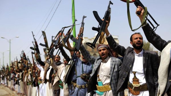 Houthis rally in Sanaa, Yemen's rebel-held capital, on June 25, 2018. (Mohammed Huwais / AFP)
