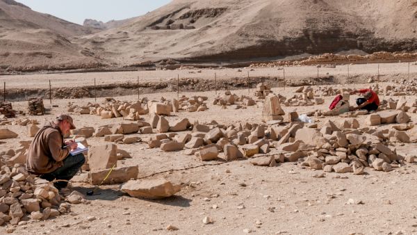 Archaeologists working near the Mortuary Temple of Queen Hatshepsut, located on the west bank of the Nile near the Valley of the Kings in Egypt. (Shutterstock/ File Photo)