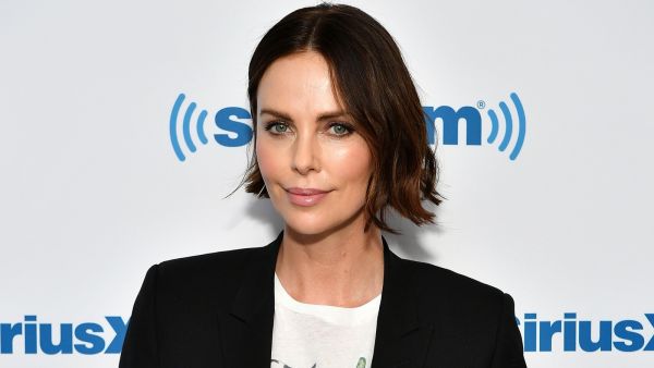 تشارليز ثيرون