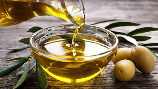 زيت الزيتون مادة دهنية فهو قابل للتأكسُد في أي مرحلة من مراحل إنتاجه وبالتالي تعرّضه للفساد