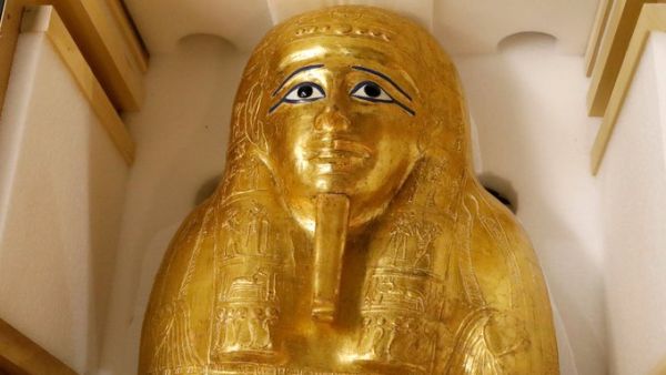 Mummy of Nedjemankh (Twitter)