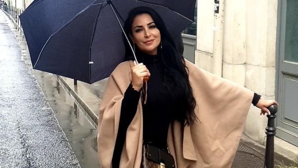 Social media sites buzzed with the marriage news of Jordanian-Emarati poet Najah Almasaeed to a mysterious man (Source: @najah_almasaeed Instagram)