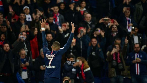 مبابي يتألق ويساهم في قيادة الباريسي للفوز على مرسيليا