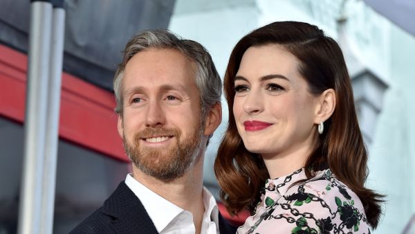 آن هاثاواي وزوجها آدم شولمان