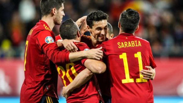 فوز كبير لإسبانيا