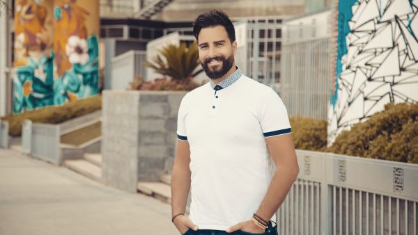 Jordanian Singer "Toni Qattan" from "Be The Music" video Clip