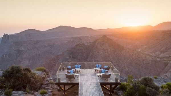 Anantara Al Jabal Al Akhdar Resort our aim is to always delight our guests with unique and unforgettable experiences and our Royal Affairs event, combining world-class cuisine and an iconic location, certainly hits the mark.” Anantara Al Jabal Al Akhdar Resort our aim is to always delight our guests with unique and unforgettable experiences and our Royal Affairs event, combining world-class cuisine and an iconic location, certainly hits the mark.”
