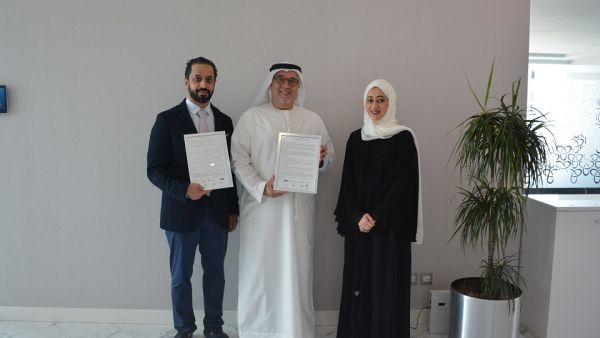 خلال الحدث مركز دبي للسلع المتعددة يصدر وثيقة المبادئ التوجيهية لمصطلحات الماس باللغة العربية