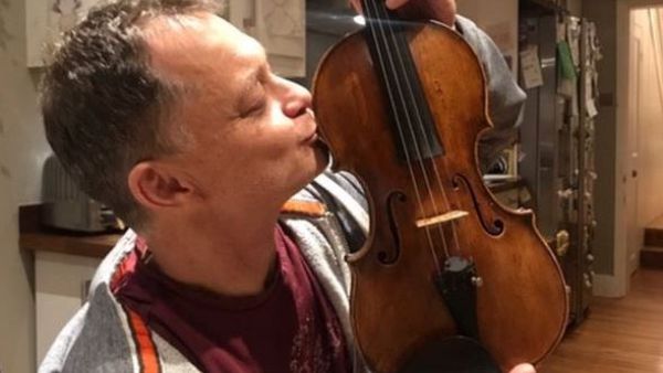 UK musician reunited with 310-year-old violin worth $320,000 left on train (Twitter)