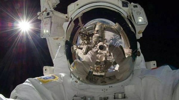 Best Selfie ever with the Sun (Twitter)