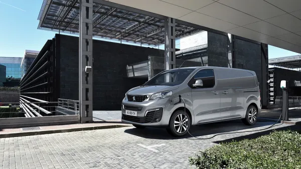 Peugeot pushes forward with plans to electrify its entire LCV range by 2021