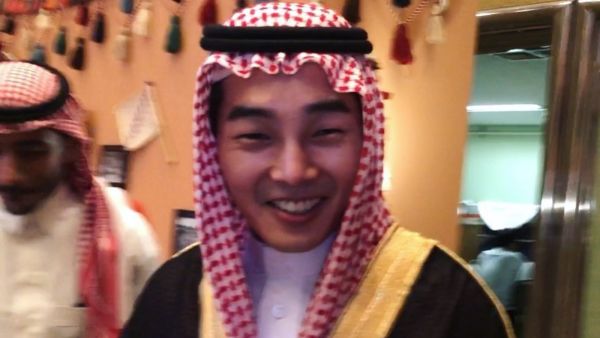 Yongsworld published a picture of the driver, telling what he did in the car 