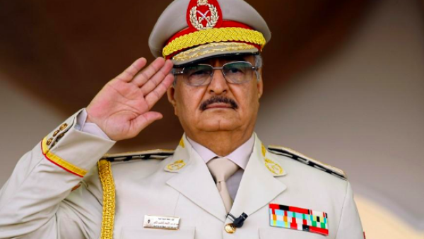 Libyan strongman Khalifa Haftar in military parade in the eastern city of Benghazi. AFP / Abdullah Doma