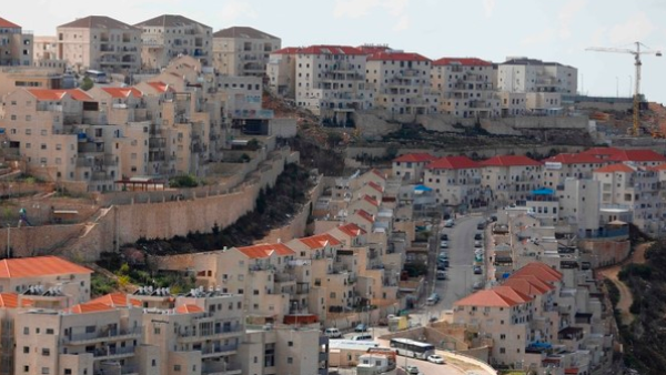 A view of the Israeli settlement of Beitar Illit (AFP File Photo)