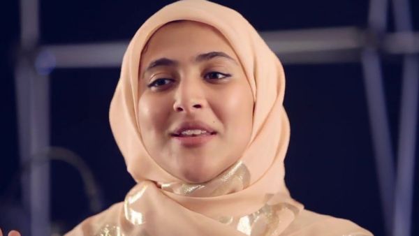 Others criticized Amina for appearing without hijab