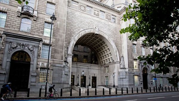 MI5  House (Twitter)