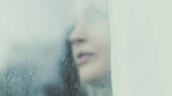 هذه الاختلالات الهرمونية 3 قد تصيبك بضبابية الدماغ