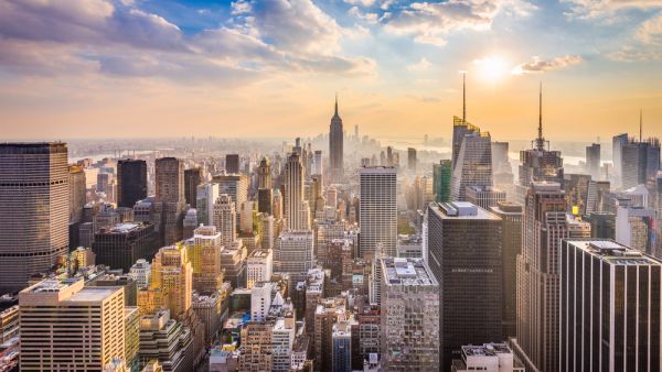 New York, New York, USA skyline (Shutterstock)	