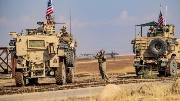 A convoy of US military vehicles drives through the Syrian northeastern town of Qahtaniyah on the border with Turkey on October 31, 2019 (Delil SOULEIMAN / AFP)