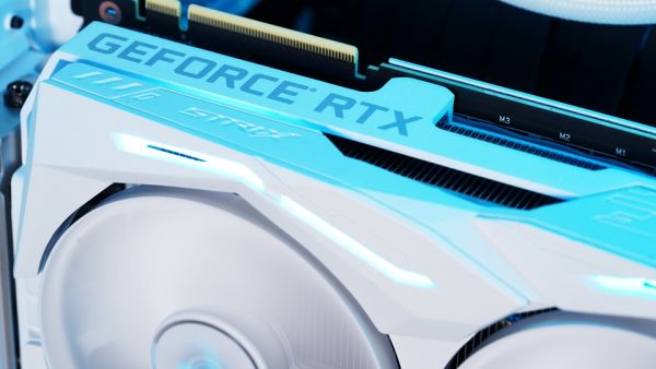 All ROG Strix graphics cards are produced using Auto-Extreme technology, an automated manufacturing process that sets new standards in the industry. 