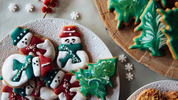 The luxury resort is celebrating all things merry and bright with a series of dazzling events to enchant guests of all ages. Celebrate Joyful Days and Bright Nights This Festive Season at Al Bustan Palace, a Ritz-Carlton Hotel