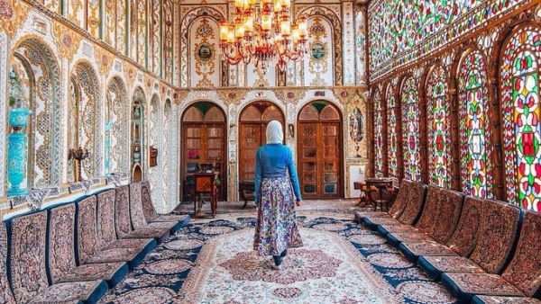 Mollabashi (Motamedi) house  (Twitter)