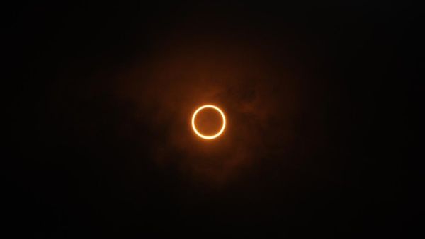 Spectacular solar eclipse (Twitter)