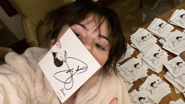 Selena Gomez  (Twitter)