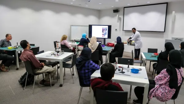 Qatar National Library Showcases Art of Bookbinding at Specialized Workshop 