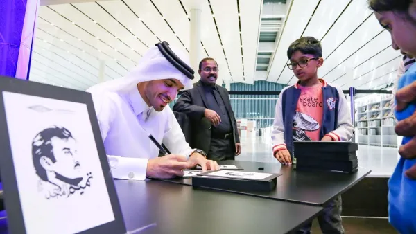 Renowned Qatari Artist Ahmed Al Maadeed Engages Visitors at Qatar National Library